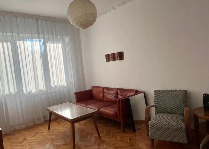 Apartment August 11